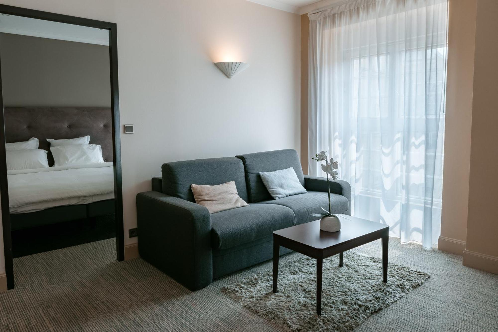 Best Western Poitiers Centre Le Grand Hotel Exterior photo