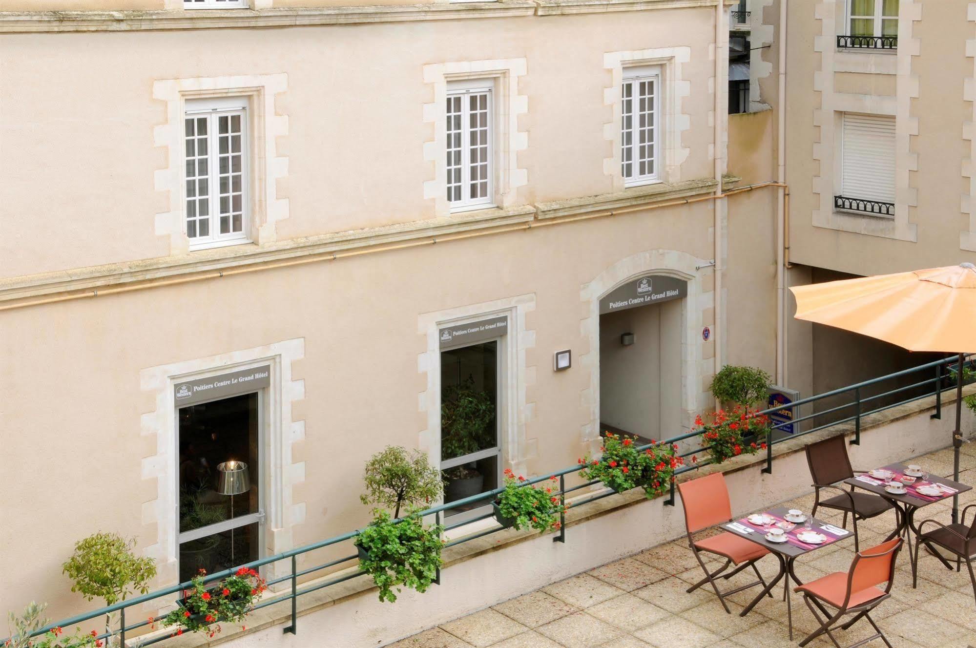 Best Western Poitiers Centre Le Grand Hotel Exterior photo